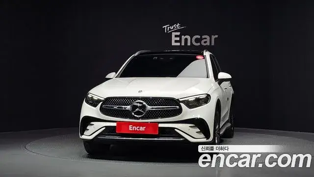 Mercedes-Benz GLC-Class 2024 — Фото 2/20