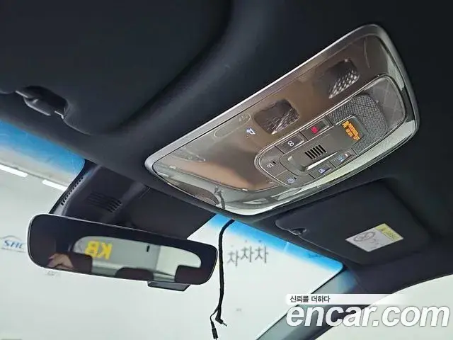 Genesis GV70 2021 — Photo 16/20