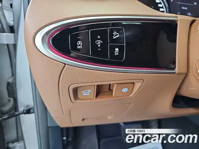 Genesis GV70 2021 — Photo 18/20