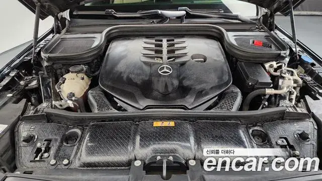 Mercedes-Benz GLS-Class 2021 — Photo 6/20