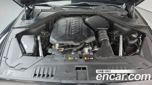 Genesis GV80 2020 — Photo 6/20