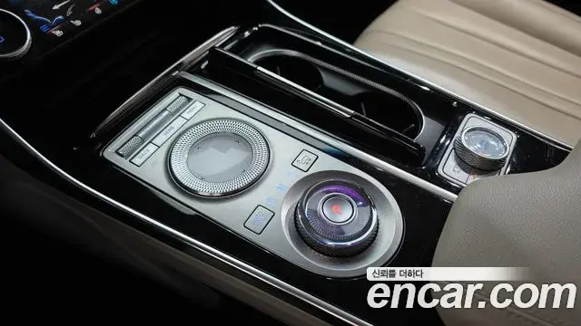 Genesis GV80 2020 — Photo 9/20