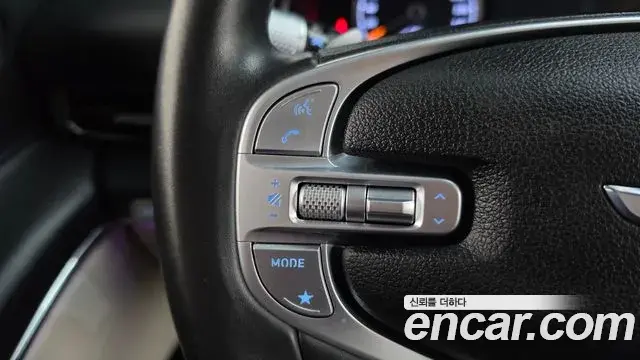 Genesis GV80 2020 — Photo 16/20