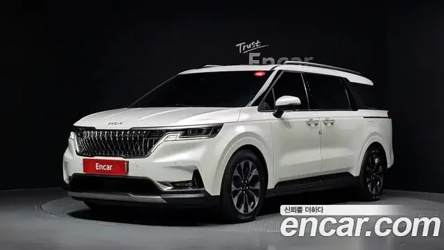 Kia Carnival 2023 — Photo 1/20