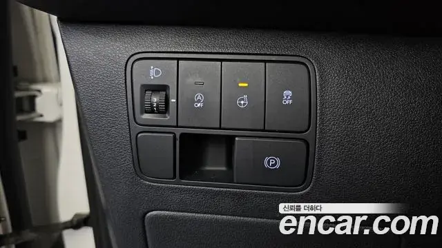 Hyundai Staria 2024 — Фото 14/20