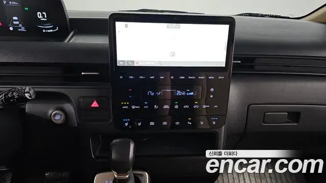 Hyundai Staria 2024 — Фото 16/20