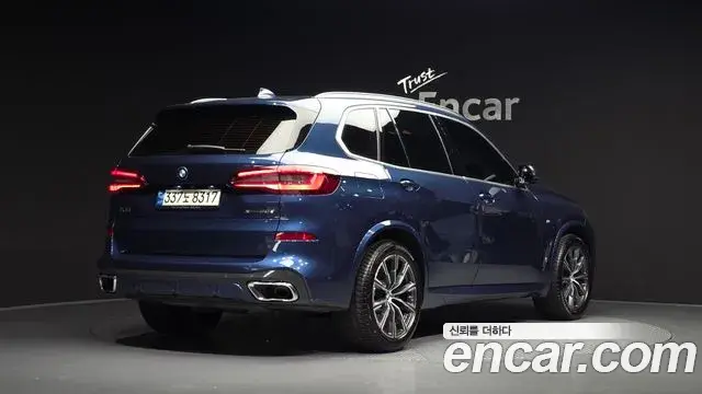 BMW X5 2021 — Photo 2/20