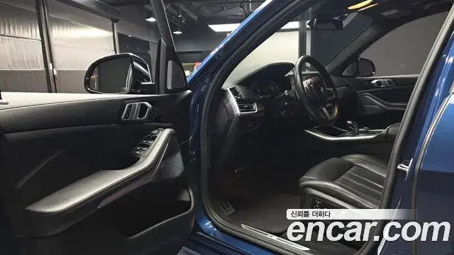 BMW X5 2021 — Photo 10/20