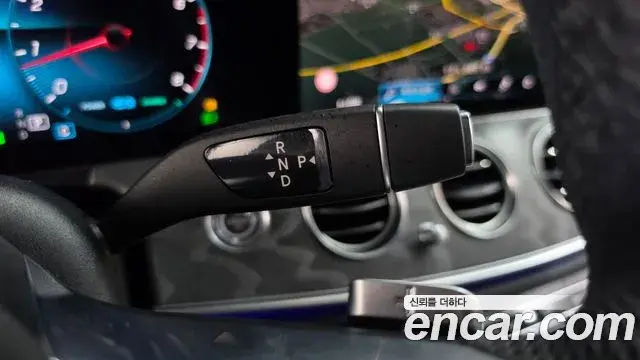Mercedes-Benz E-Class 2021 — Şəkil 9/20