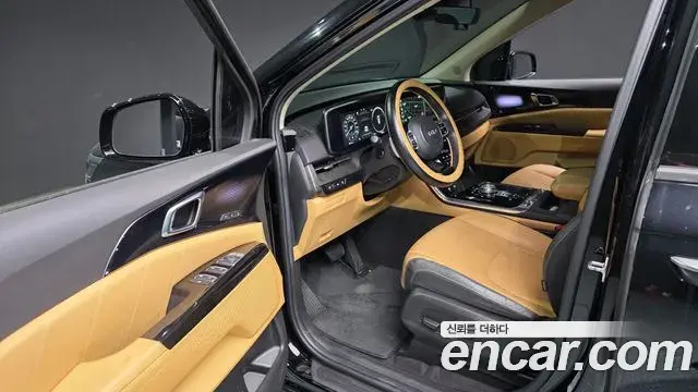 Kia Carnival 2023 — Şəkil 11/20