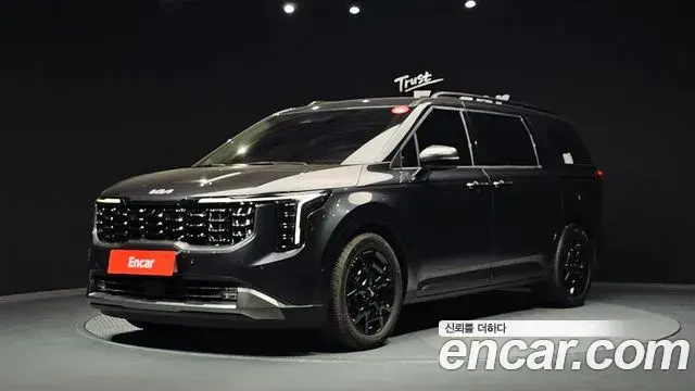Kia Carnival 2024 — Photo 1/20