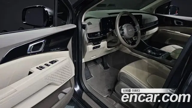 Kia Carnival 2024 — Photo 10/20