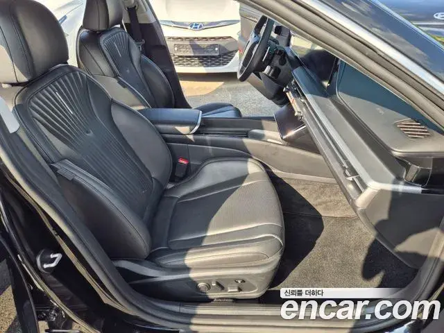 Hyundai Grandeur 2023 — Фото 13/20