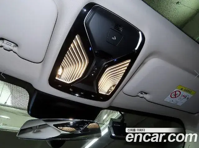 BMW X7 2021 — Фото 12/20