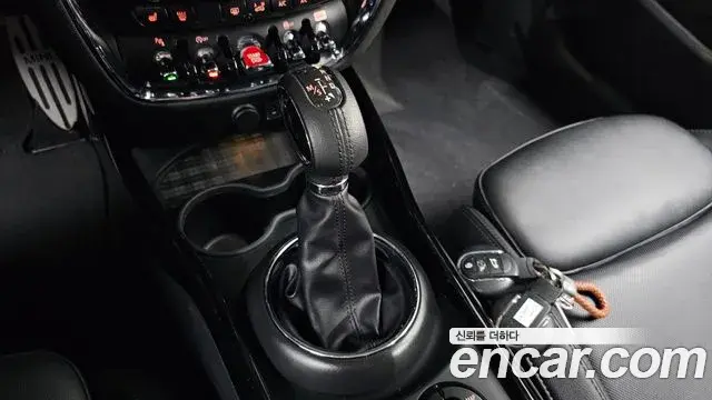 Mini Cooper Clubman 2018 — Şəkil 9/20