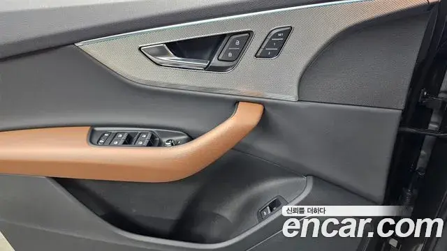 Audi Q7 2022 — Фото 19/20