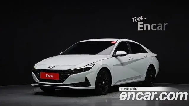 Hyundai Avante 2023 — Photo 1/20