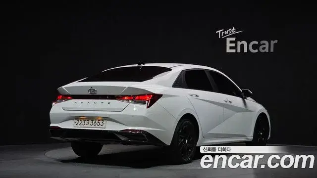 Hyundai Avante 2023 — Photo 2/20