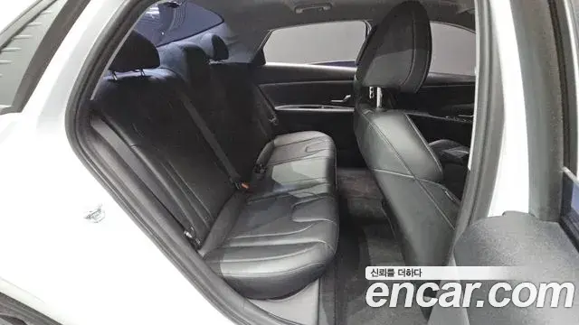 Hyundai Avante 2023 — Photo 11/20