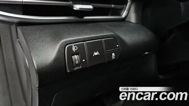 Hyundai Avante 2023 — Photo 18/20