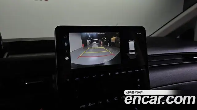 Hyundai Staria 2022 — Photo 15/20