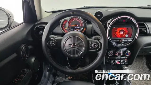 Mini Cooper 2019 — Şəkil 13/20
