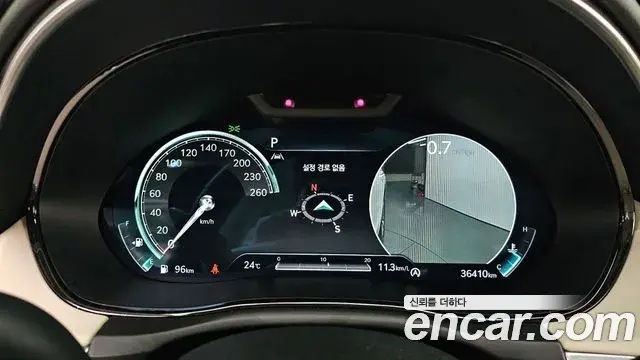 Genesis GV70 2024 — Photo 8/20
