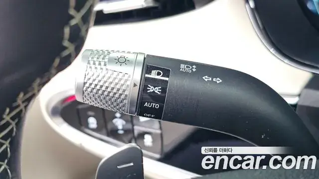 Genesis GV70 2024 — Photo 18/20