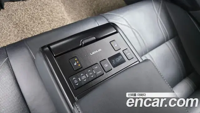 Lexus ES300h 2021 — ფოტო 10/35