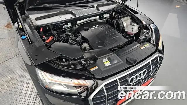 Audi Q5 2022 — Фото 6/20