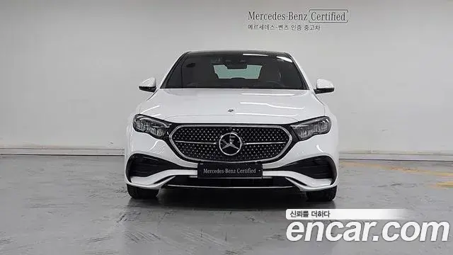 Mercedes-Benz E-Class 2026 — Photo 3/20