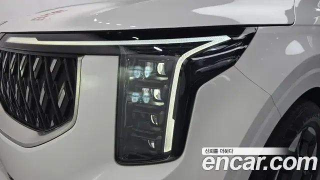 Kia Carnival 2024 — Şəkil 2/37