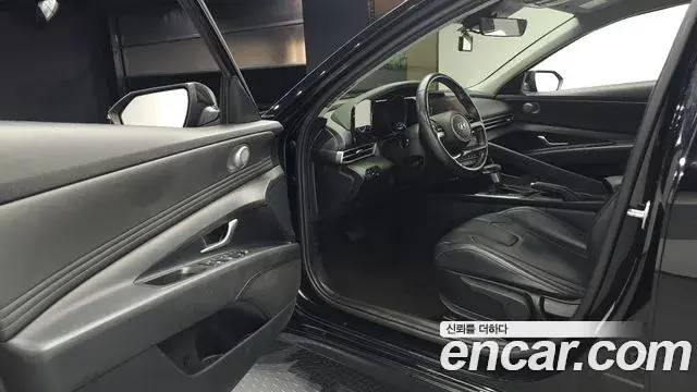 Hyundai Avante 2022 — Photo 10/20