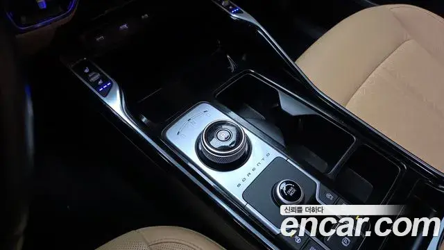 Kia Sorento 2022 — Photo 9/20