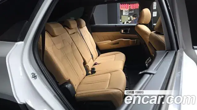 Kia Sorento 2022 — Photo 12/20