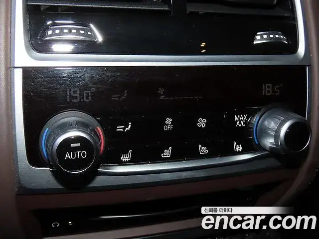 BMW 7 Series 2019 — Фото 14/20