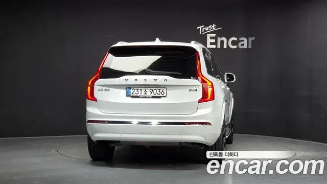 Volvo XC90 2024 — Photo 4/20
