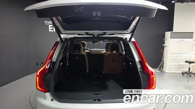 Volvo XC90 2024 — Photo 20/20