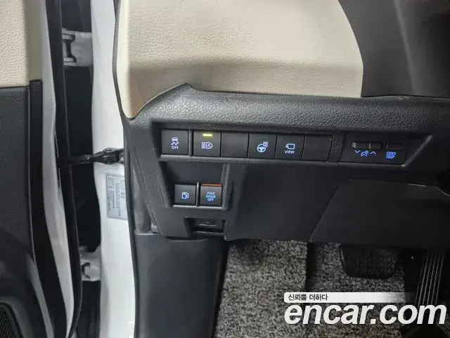 Toyota Sienna 2022 — Photo 13/20