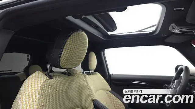 Mini Cooper 2023 — Şəkil 16/20