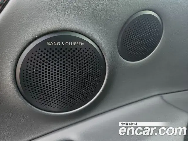 Genesis GV80 2025 — Photo 17/20