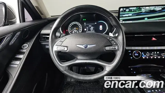 Genesis Electrified G80 2022 — Photo 13/20