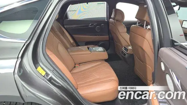Genesis Electrified G80 2022 — Photo 20/20