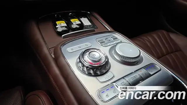 Genesis G90 2024 — Photo 9/20