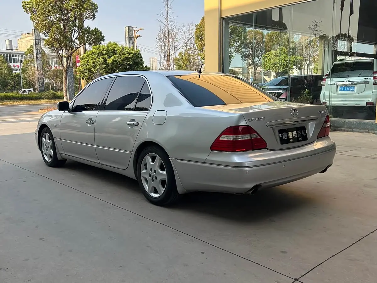 Lexus LS 2005 — Фото 6/20
