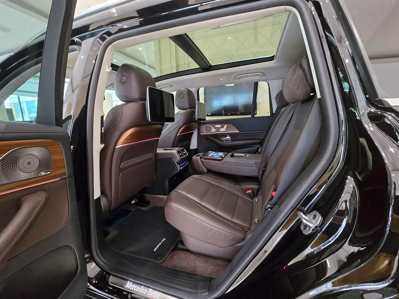 Mercedes-Benz GLS 2021 — Фото 11/20
