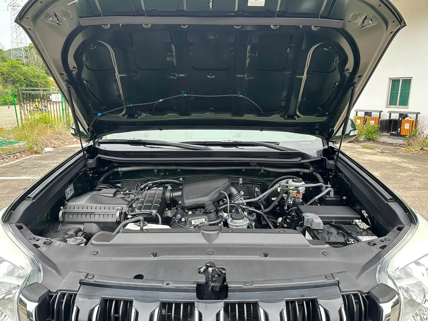 Toyota Prado 2017 — Photo 14/17