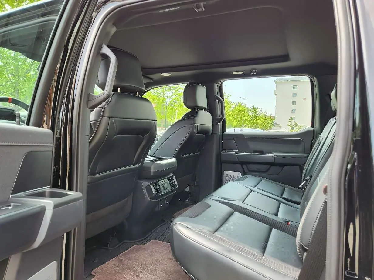 Ford F-150 Raptor 2023 — Фото 19/20
