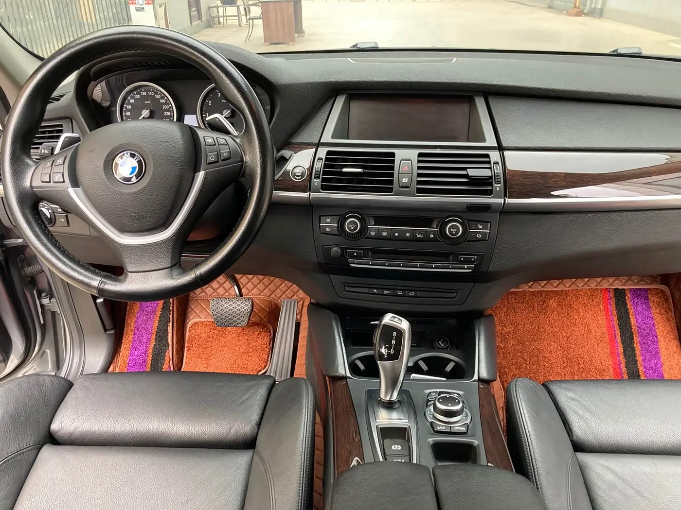BMW X6 2012 — Фото 12/18