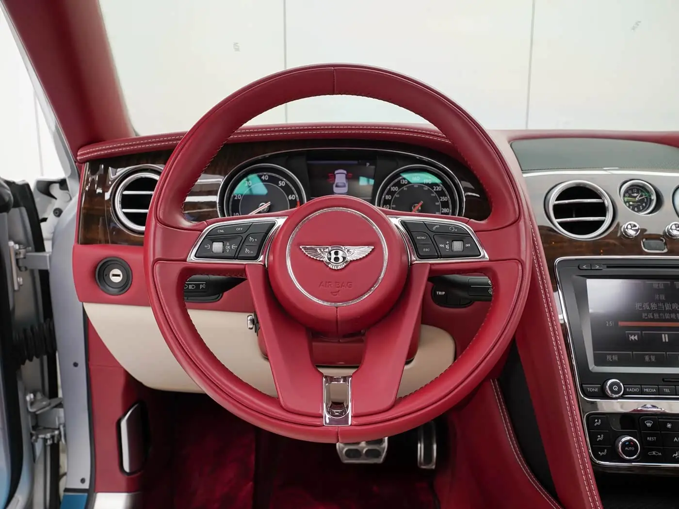 Bentley Flying Spur 2014 — Фото 14/20
